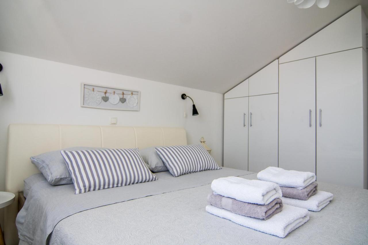 Apartments Up&Up Rogoznica  Bagian luar foto